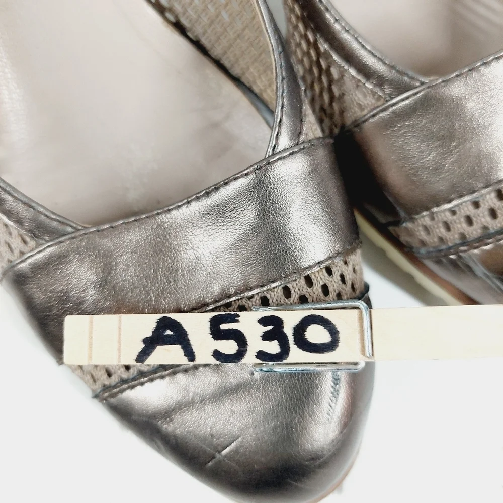 Mary Silver Metallic Heel Pumps A 530